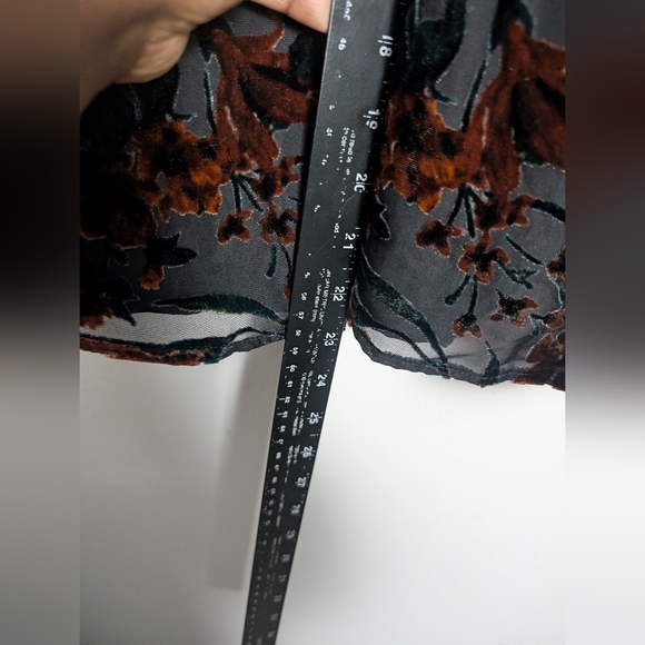 House Of Harlow Burna Mini Dress Velvet Burnout Dark Moody Floral Off Shoulder S - Picture 8 of 12